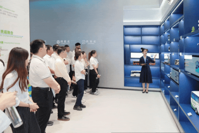 cff0f510-cd2e-4990-b7f8-bd583869bbba.gif